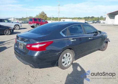 2018 Nissan Altima 2.5 S z USA, uszkodzony, nr VIN 1N4AL3AP7JC124474